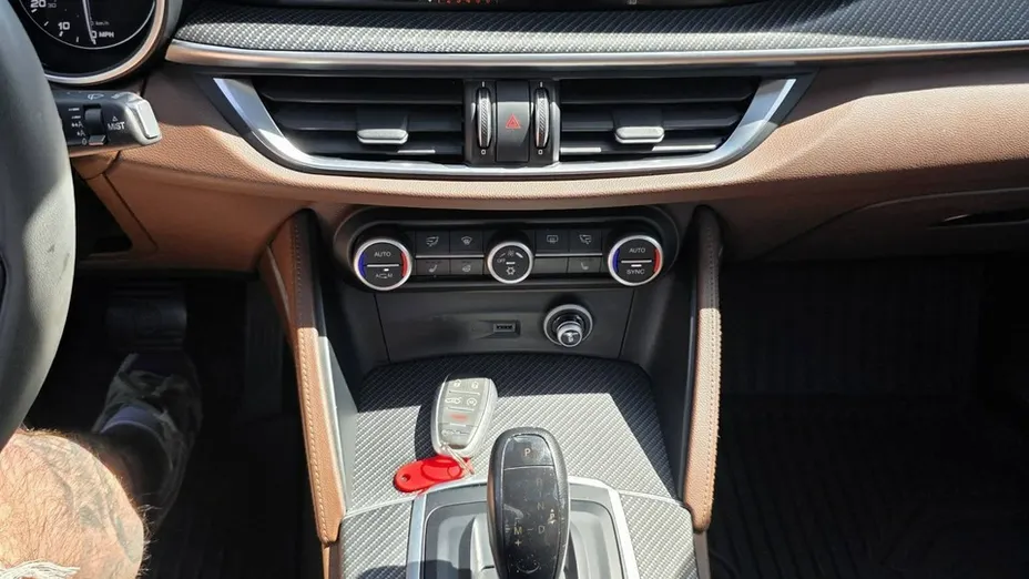 ALFA ROMEO Stelvio -