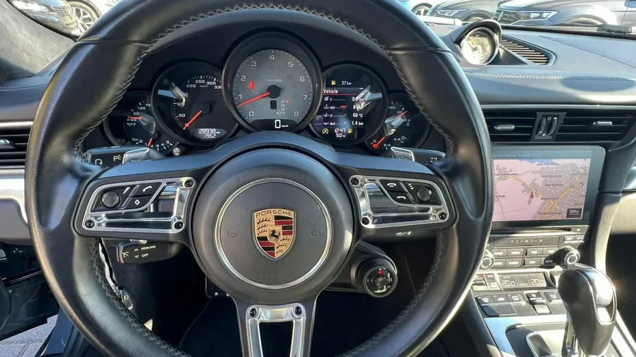 PORSCHE 911 -