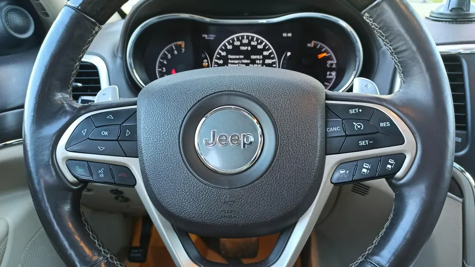 JEEP Grand Cherokee -