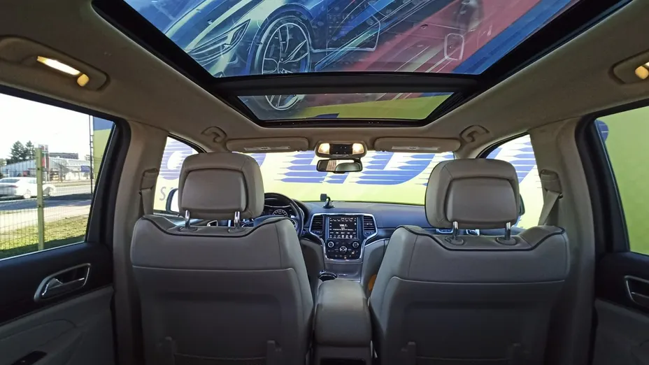 JEEP Grand Cherokee -