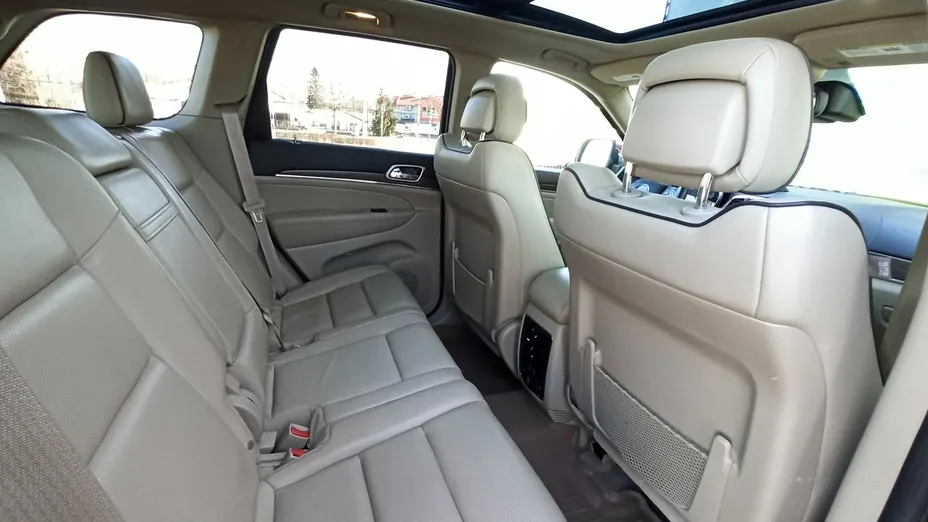 JEEP Grand Cherokee -