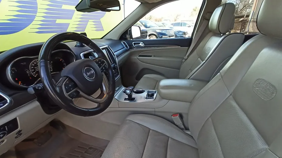 JEEP Grand Cherokee -