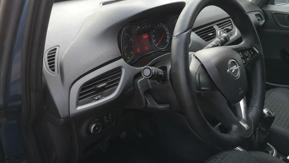 OPEL Corsa -