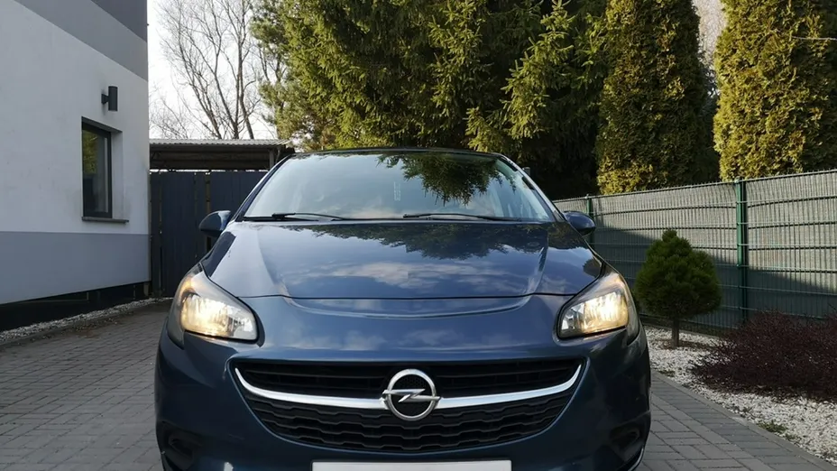 OPEL Corsa -