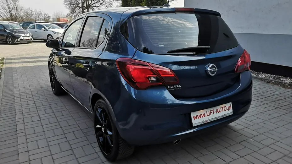 OPEL Corsa -