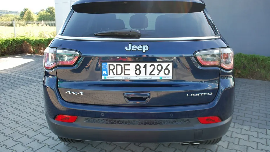 JEEP Compass -