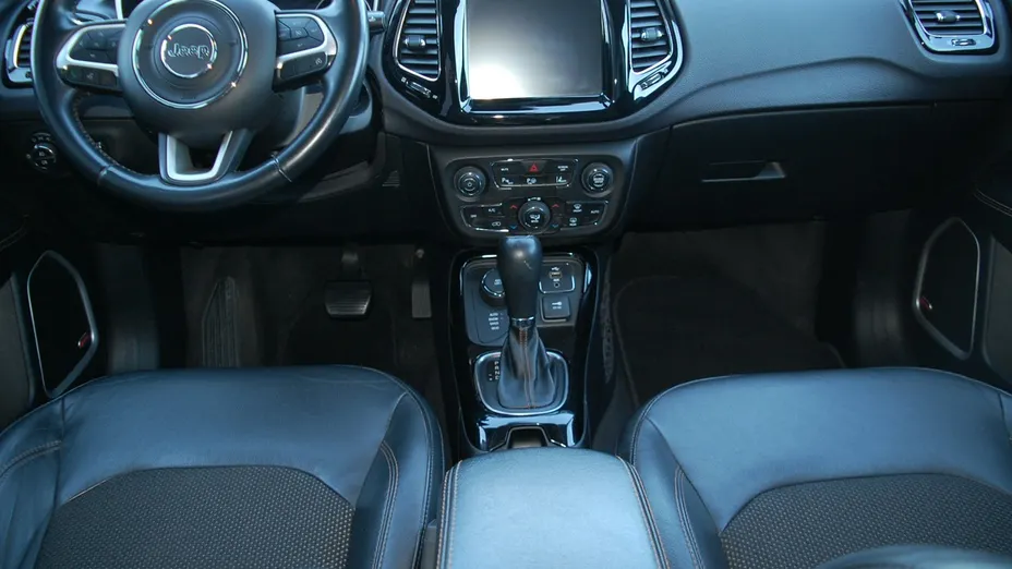 JEEP Compass -
