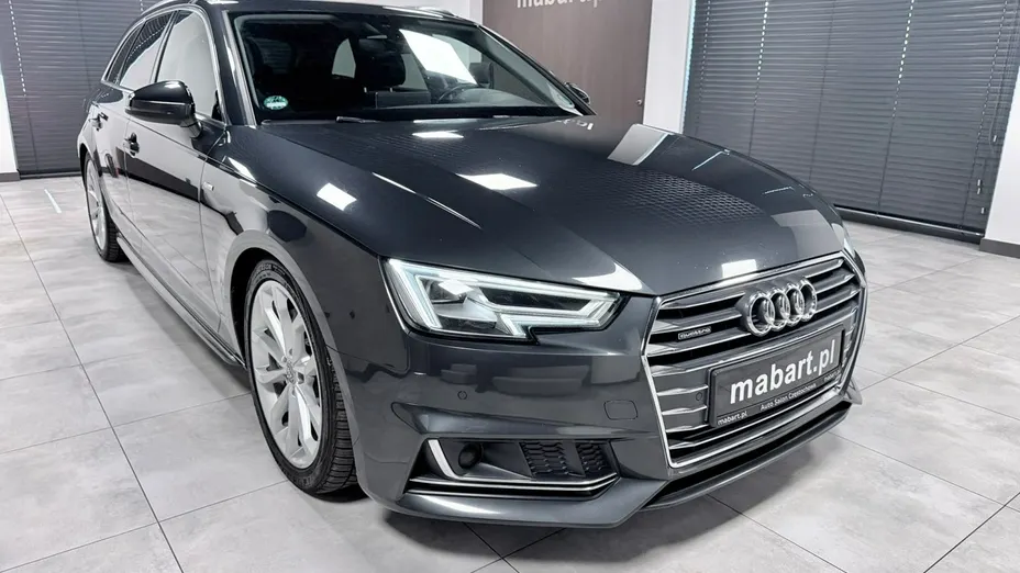AUDI A4 -