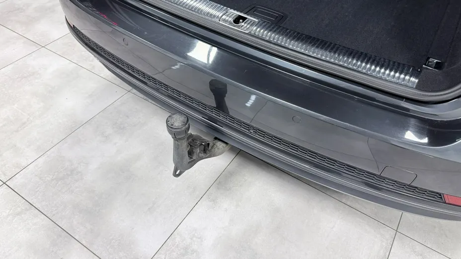 AUDI A4 -