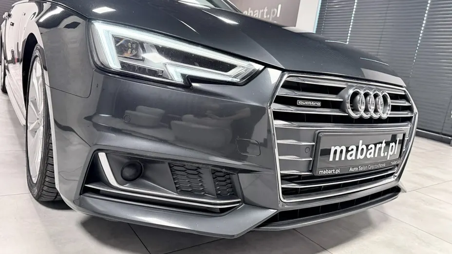 AUDI A4 -