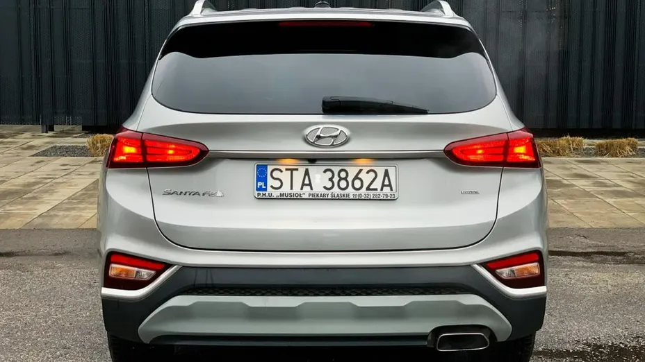 HYUNDAI Santa Fe -