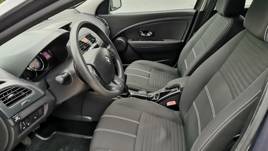 RENAULT Fluence -