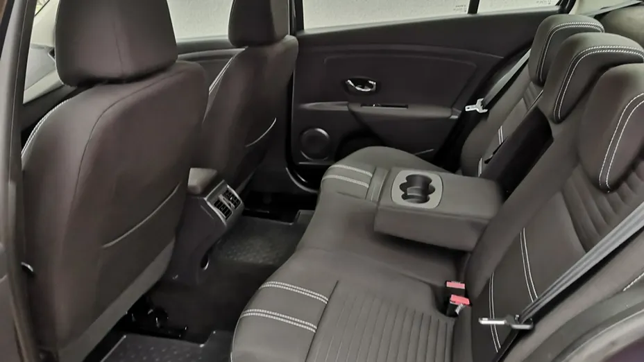 RENAULT Fluence -