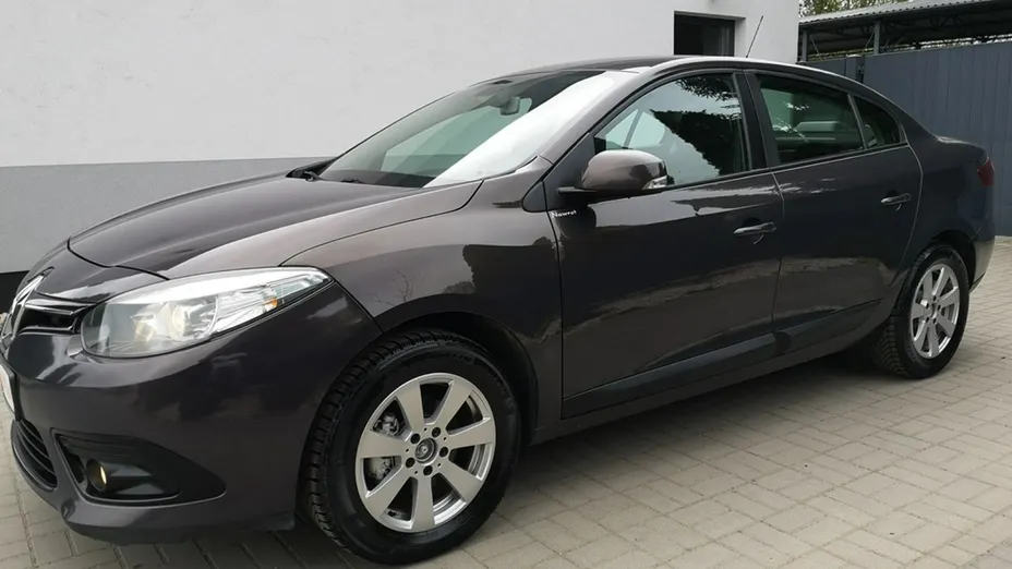 RENAULT Fluence -