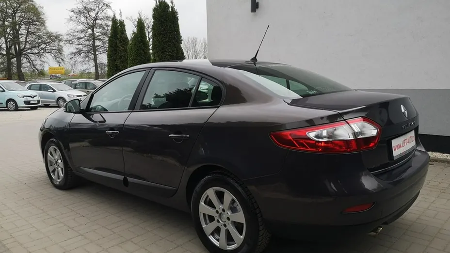 RENAULT Fluence -
