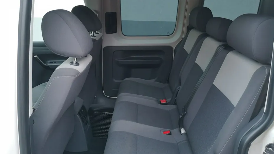 VOLKSWAGEN Caddy -