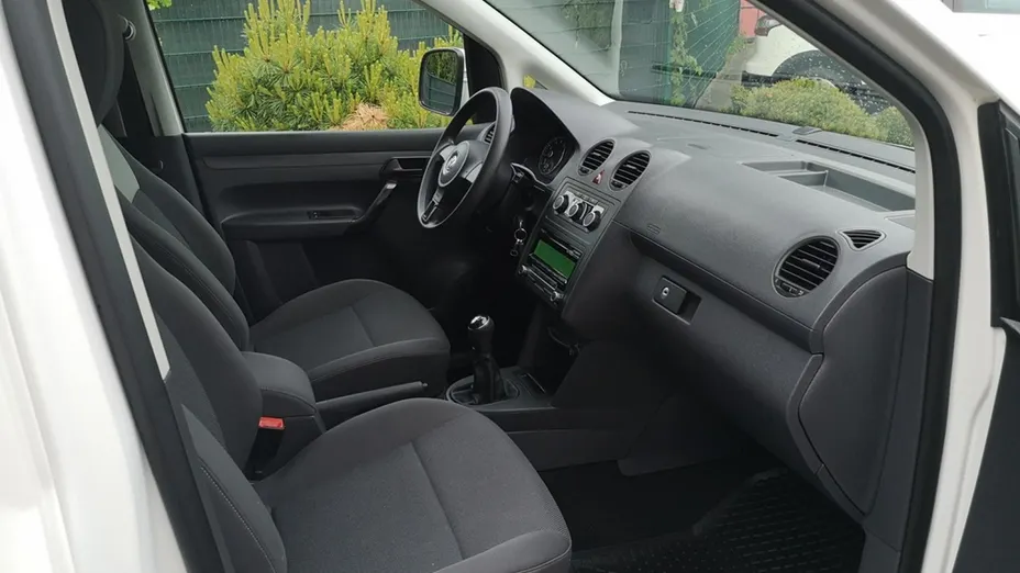 VOLKSWAGEN Caddy -