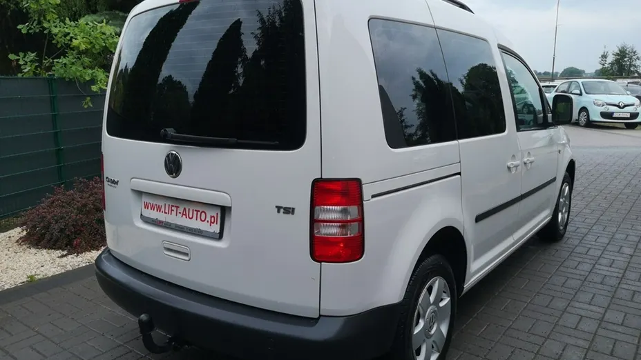 VOLKSWAGEN Caddy -