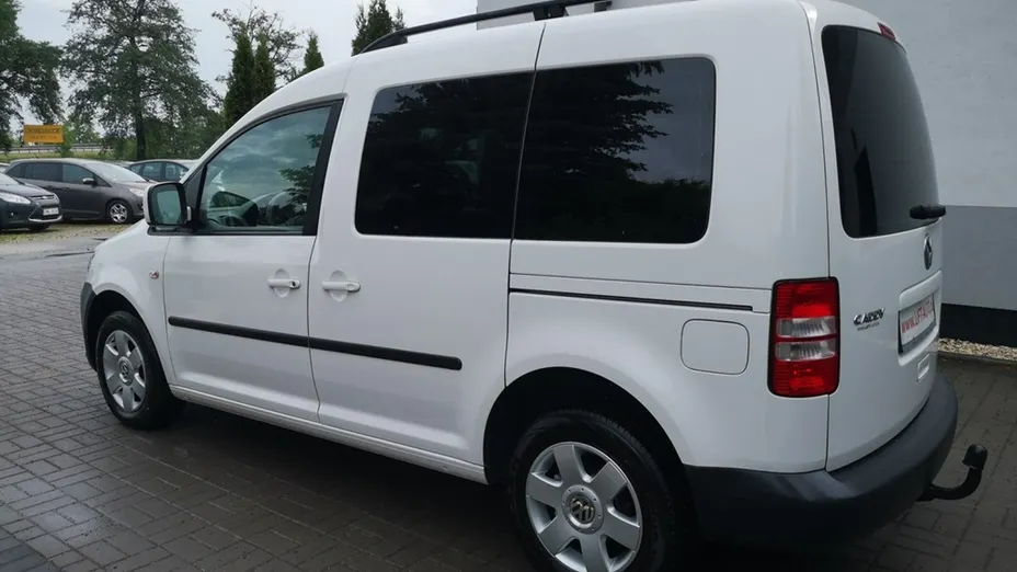 VOLKSWAGEN Caddy -