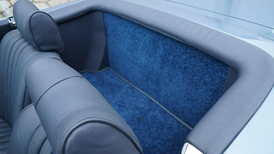 MERCEDES-BENZ SL -