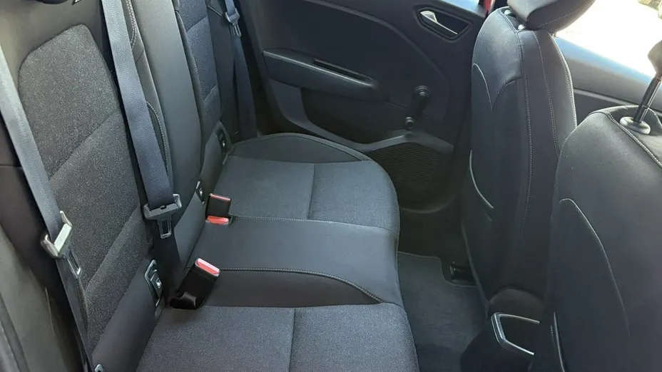 RENAULT Clio -