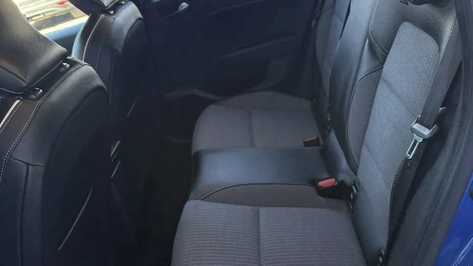 RENAULT Clio -
