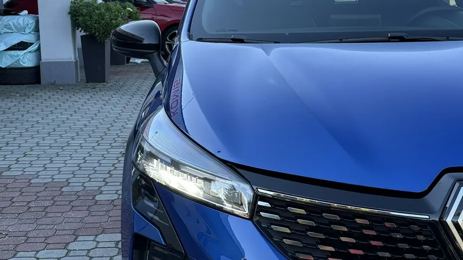 RENAULT Clio -