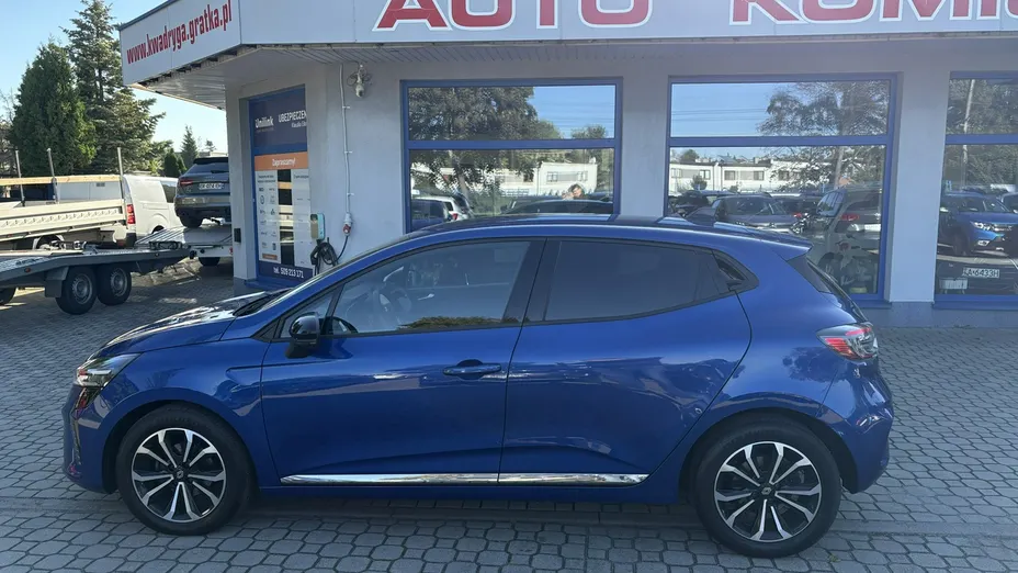 RENAULT Clio -