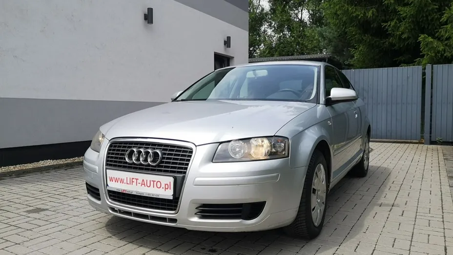 AUDI A3 -