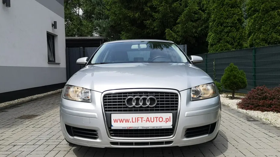 AUDI A3 -
