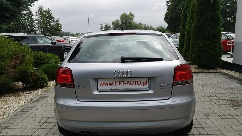 AUDI A3 -