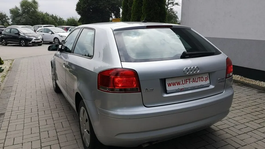 AUDI A3 -