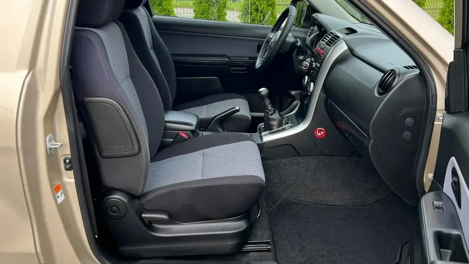 SUZUKI Grand Vitara -