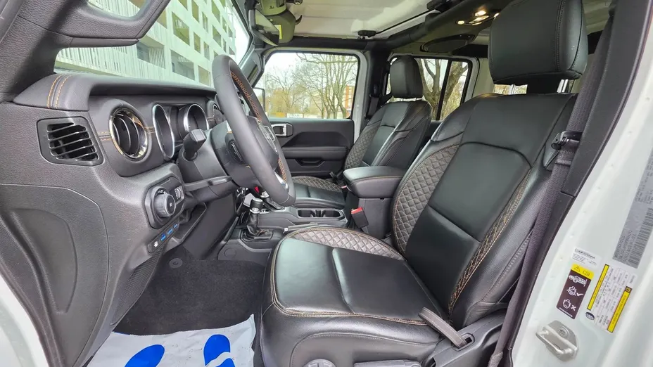 JEEP Wrangler Wrangler Unlimited 2.0 Turbo PHEV 4xe Sahara aut