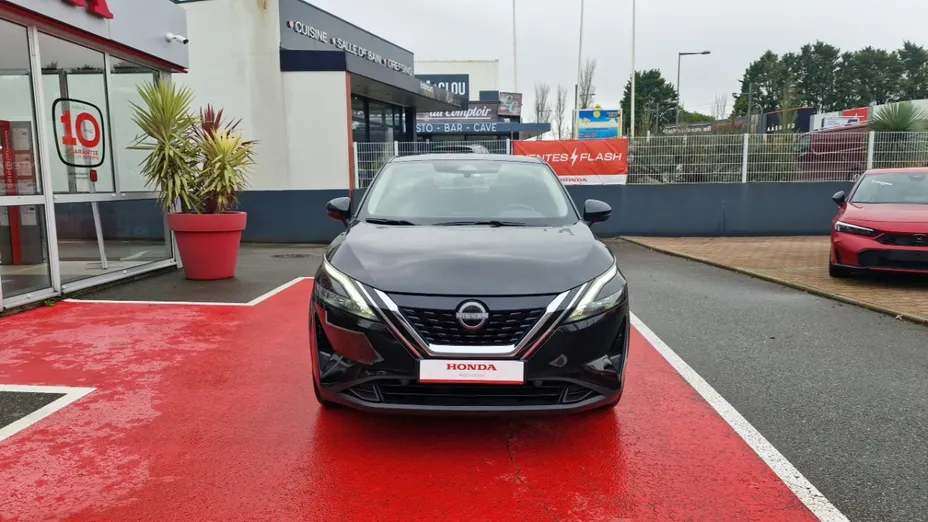 NISSAN Qashqai -