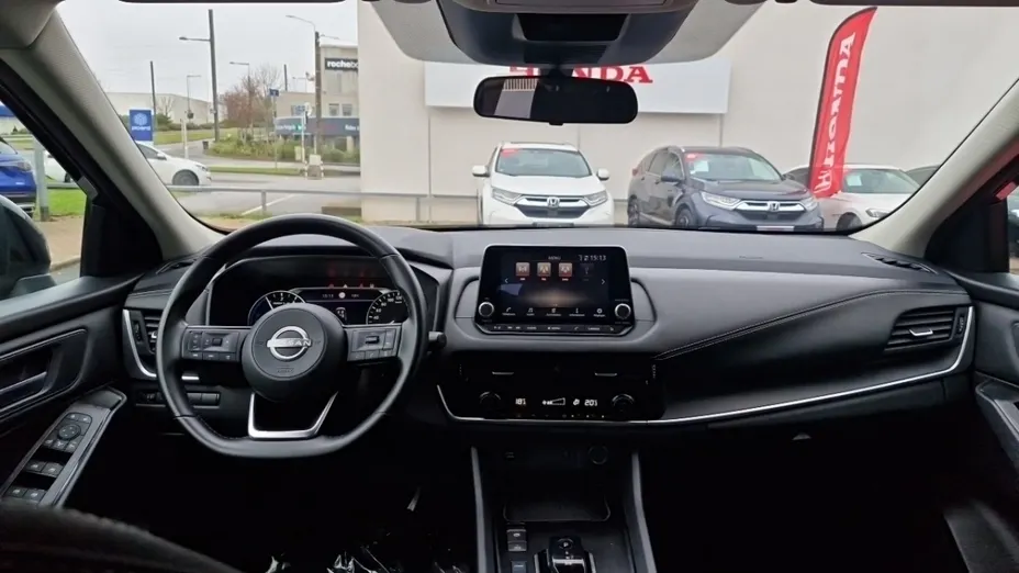 NISSAN Qashqai -