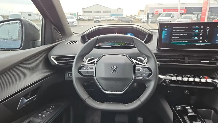 PEUGEOT 3008 -
