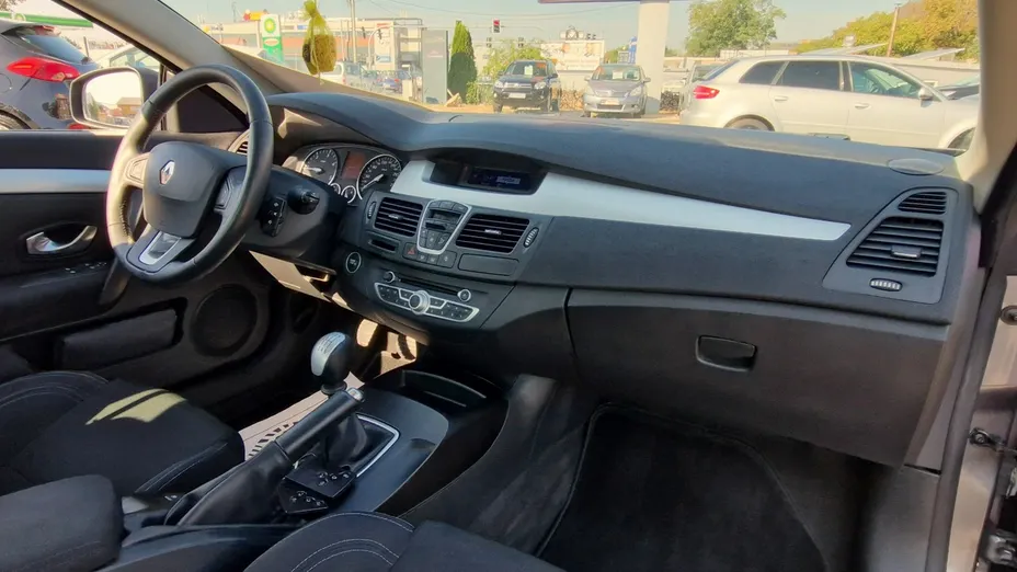 RENAULT Laguna -