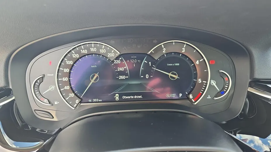 BMW Seria 5 520d xDrive Luxury Line sport-aut