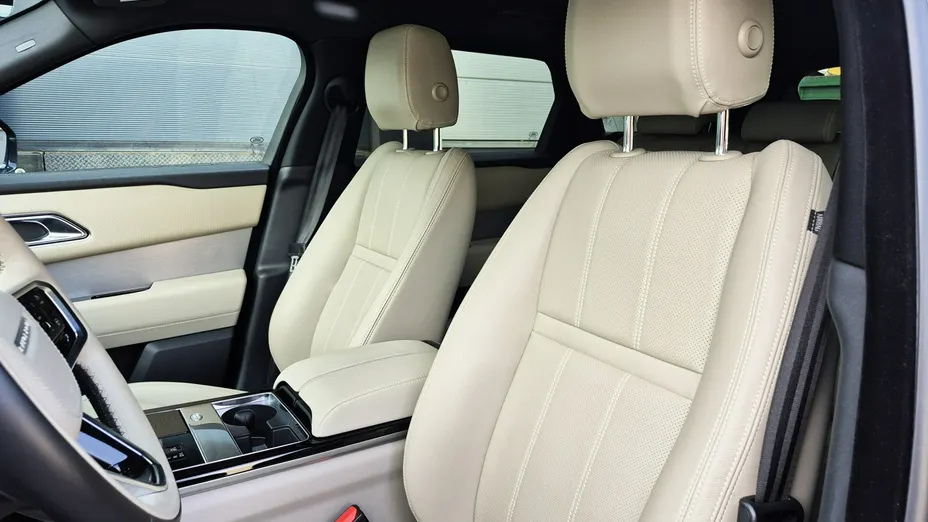 LAND ROVER Range Rover Velar -