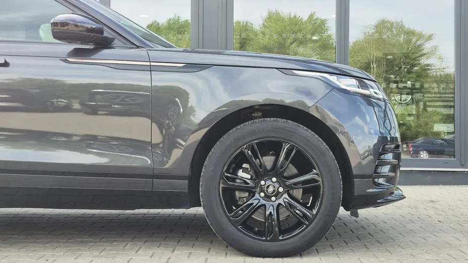 LAND ROVER Range Rover Velar -