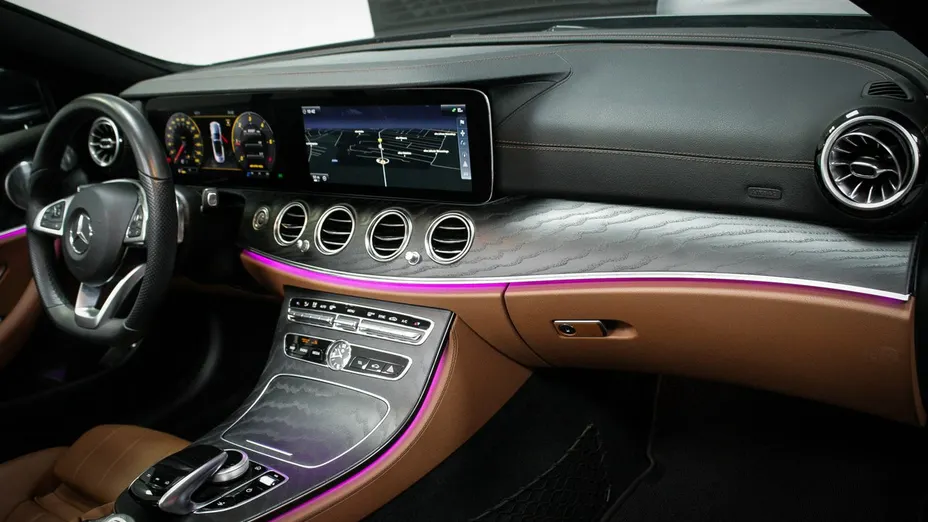 MERCEDES-BENZ E Klasa -