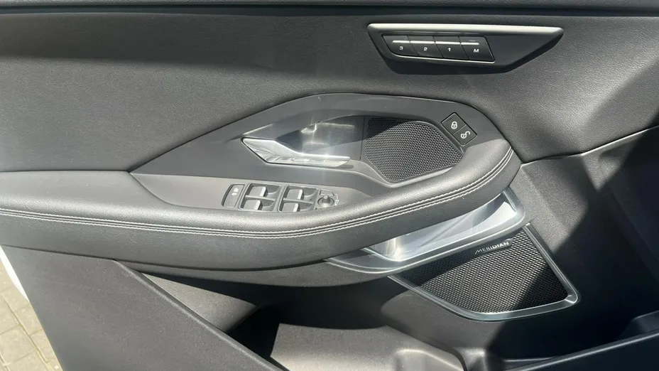 JAGUAR E-Pace -