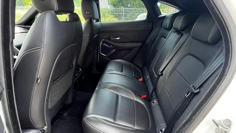 JAGUAR E-Pace -