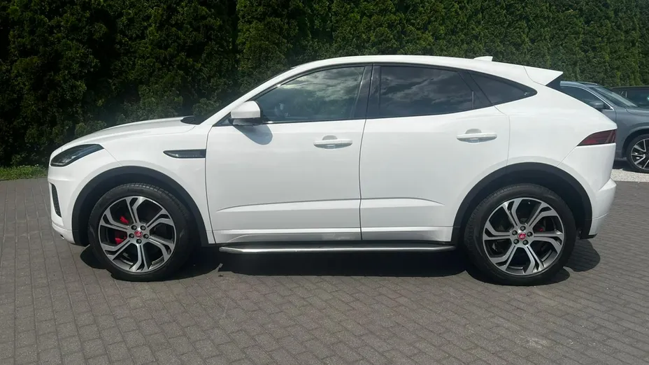 JAGUAR E-Pace -