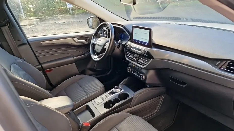 FORD Kuga -