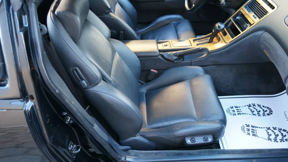 NISSAN 300 ZX -