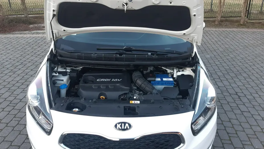 KIA Carens -