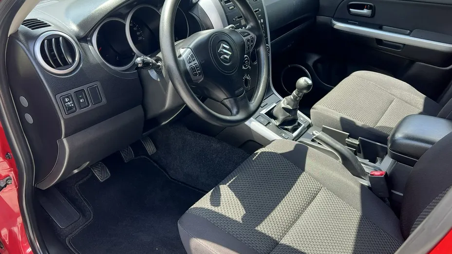 SUZUKI Grand Vitara -