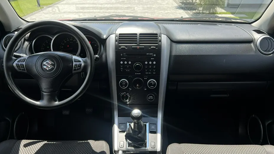 SUZUKI Grand Vitara -